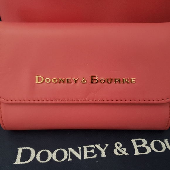 Dooney & Bourke Set - Picture 11 of 11